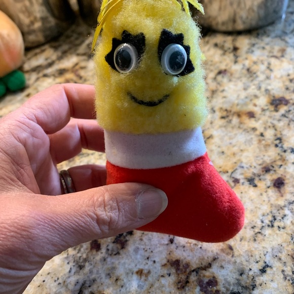 1991 Kitschy plush Christmas Yumkins by Del Monte Fruit and veggies - Picture 8 of 12